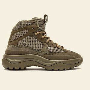 Yeezy Season 7 desert boots NEW